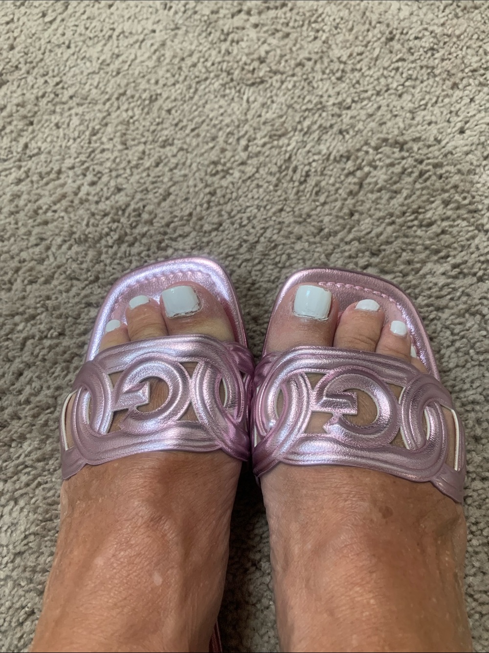 GBG Los Angeles Metallic Pink Slide Sandals